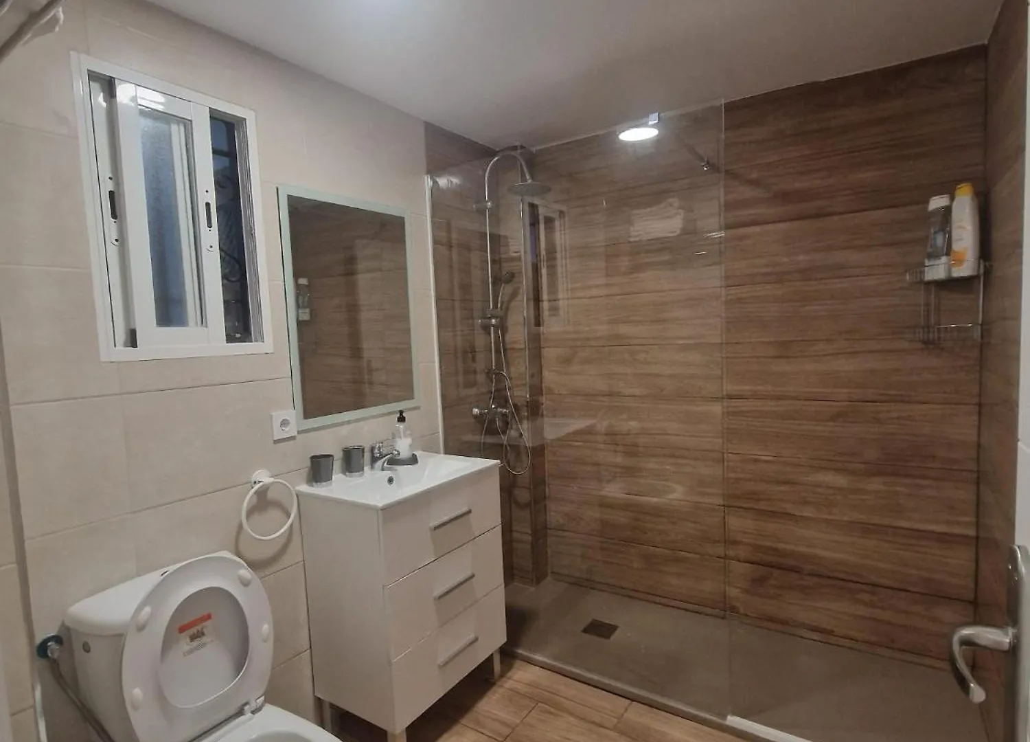 Apartamentos En Patio Cordobes San Basilio Cordoba