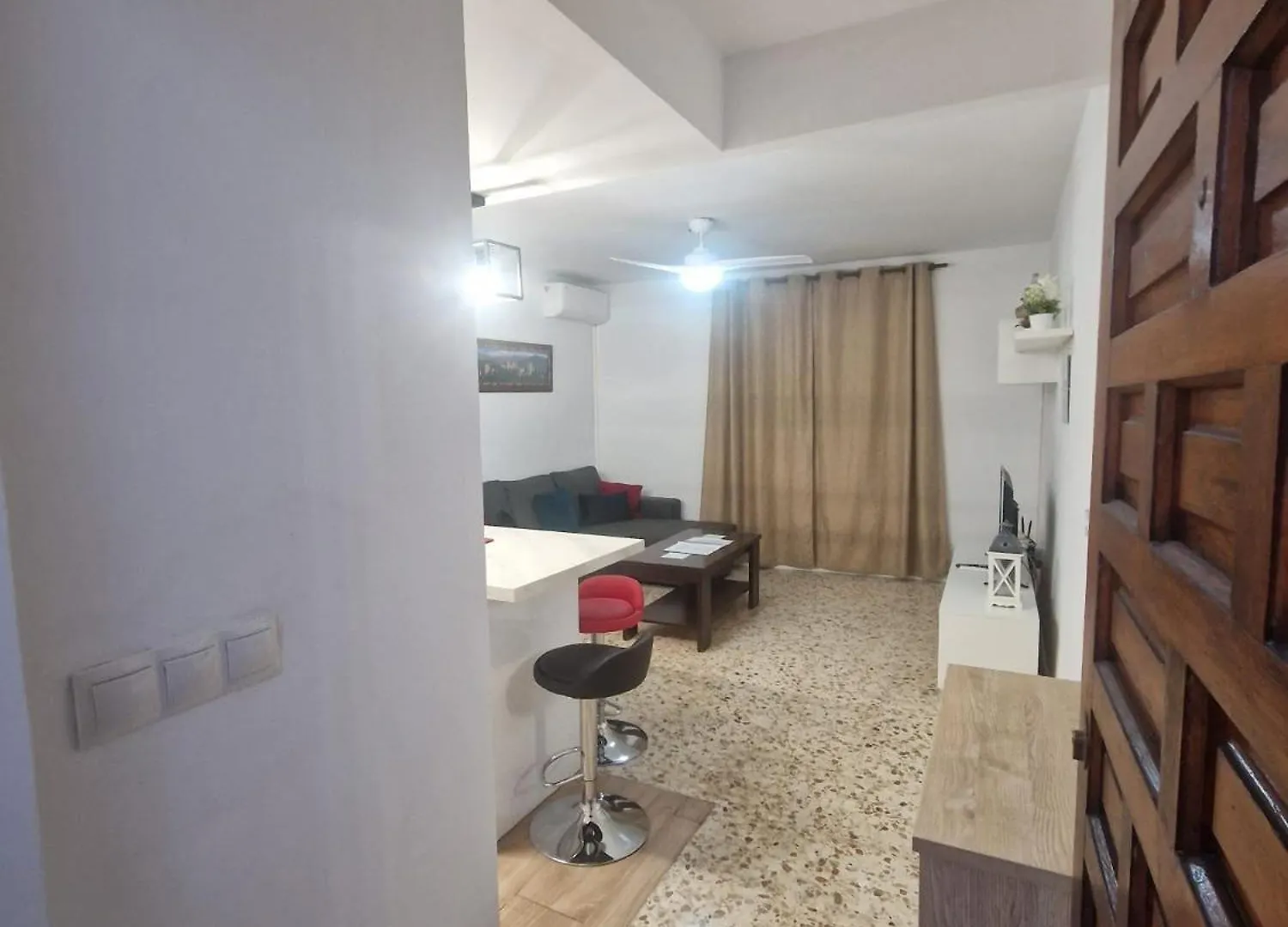 Apartamentos En Patio Cordobes San Basilio Cordoba 0*,
